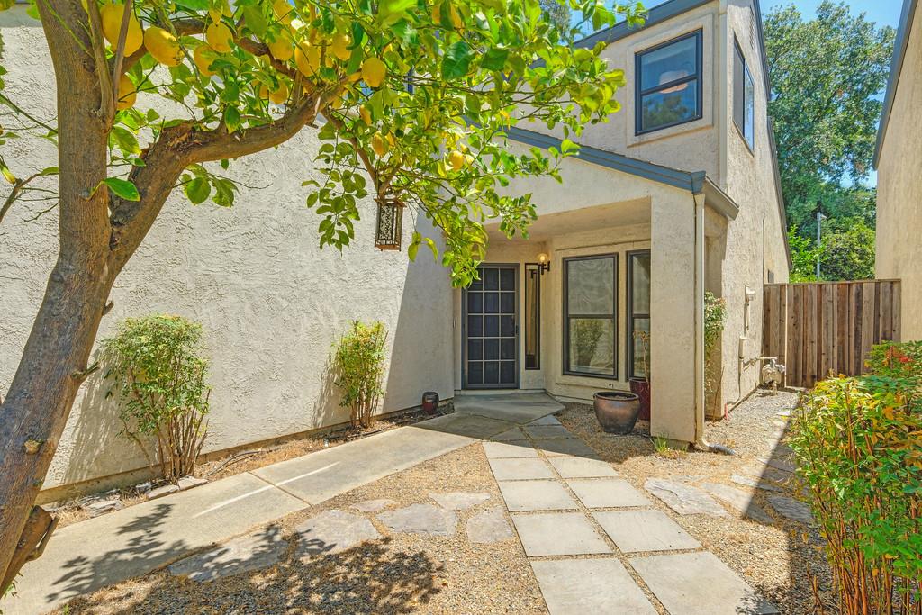 3152 Newport Terrace