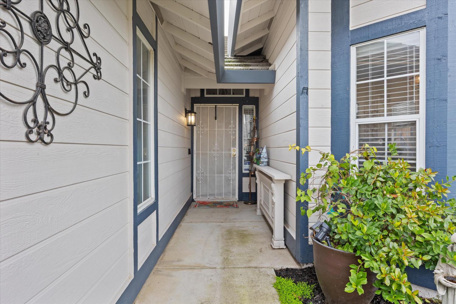 4142 Lake Placid Court