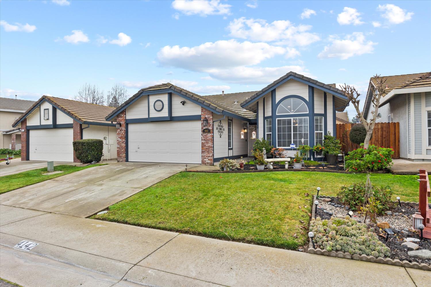 4142 Lake Placid Court