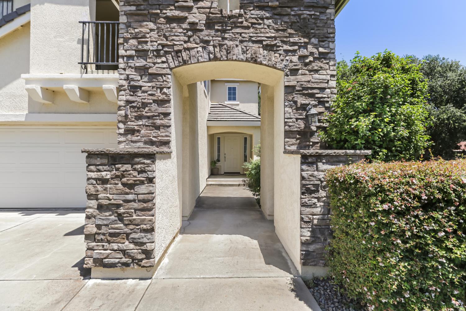 1746 Trinity Way