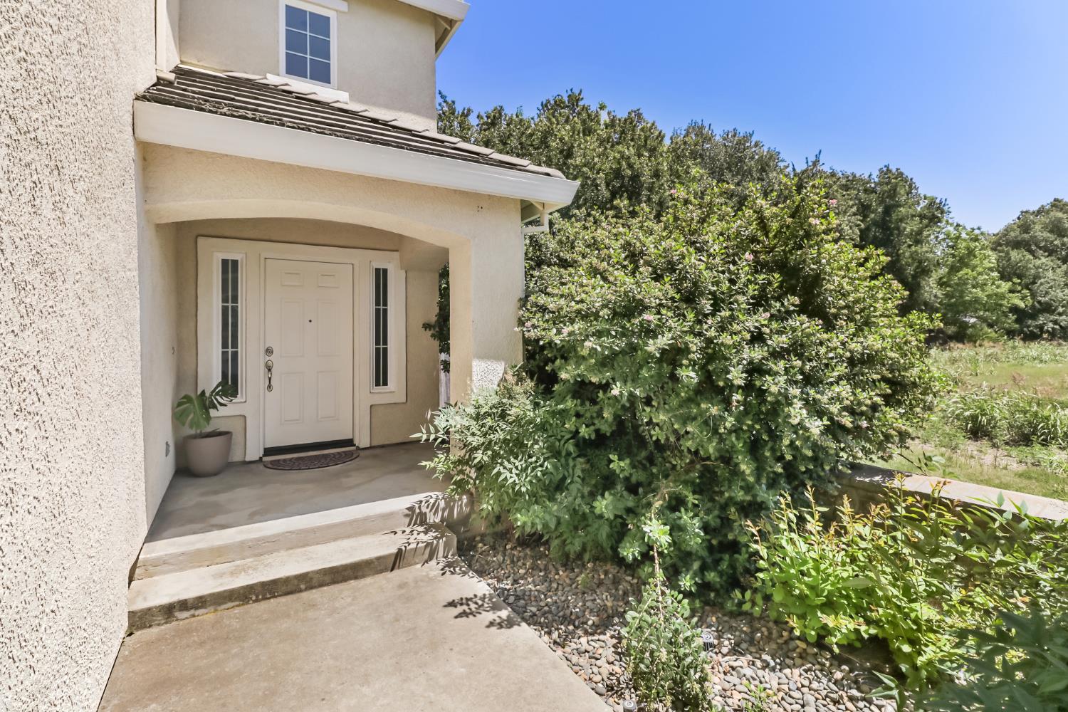 1746 Trinity Way
