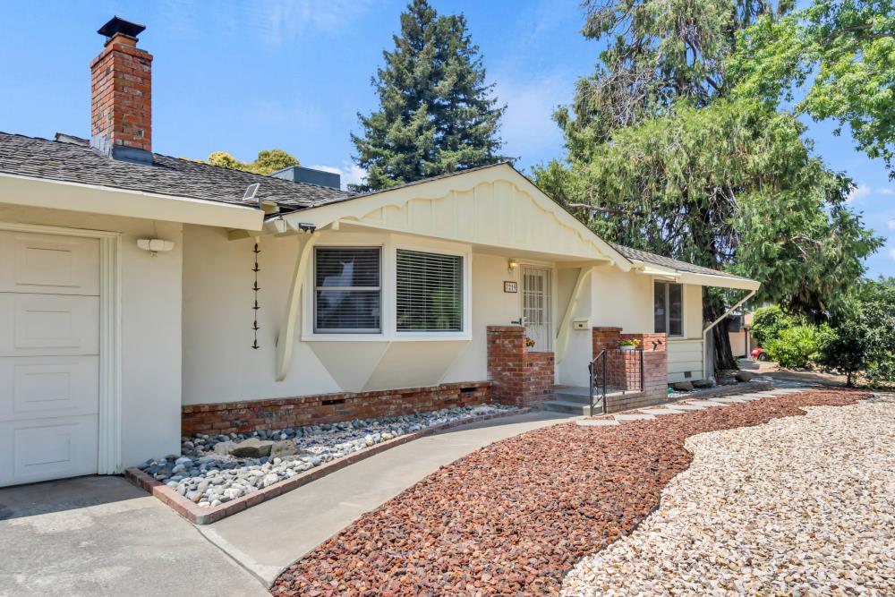7219 Coronet Court
