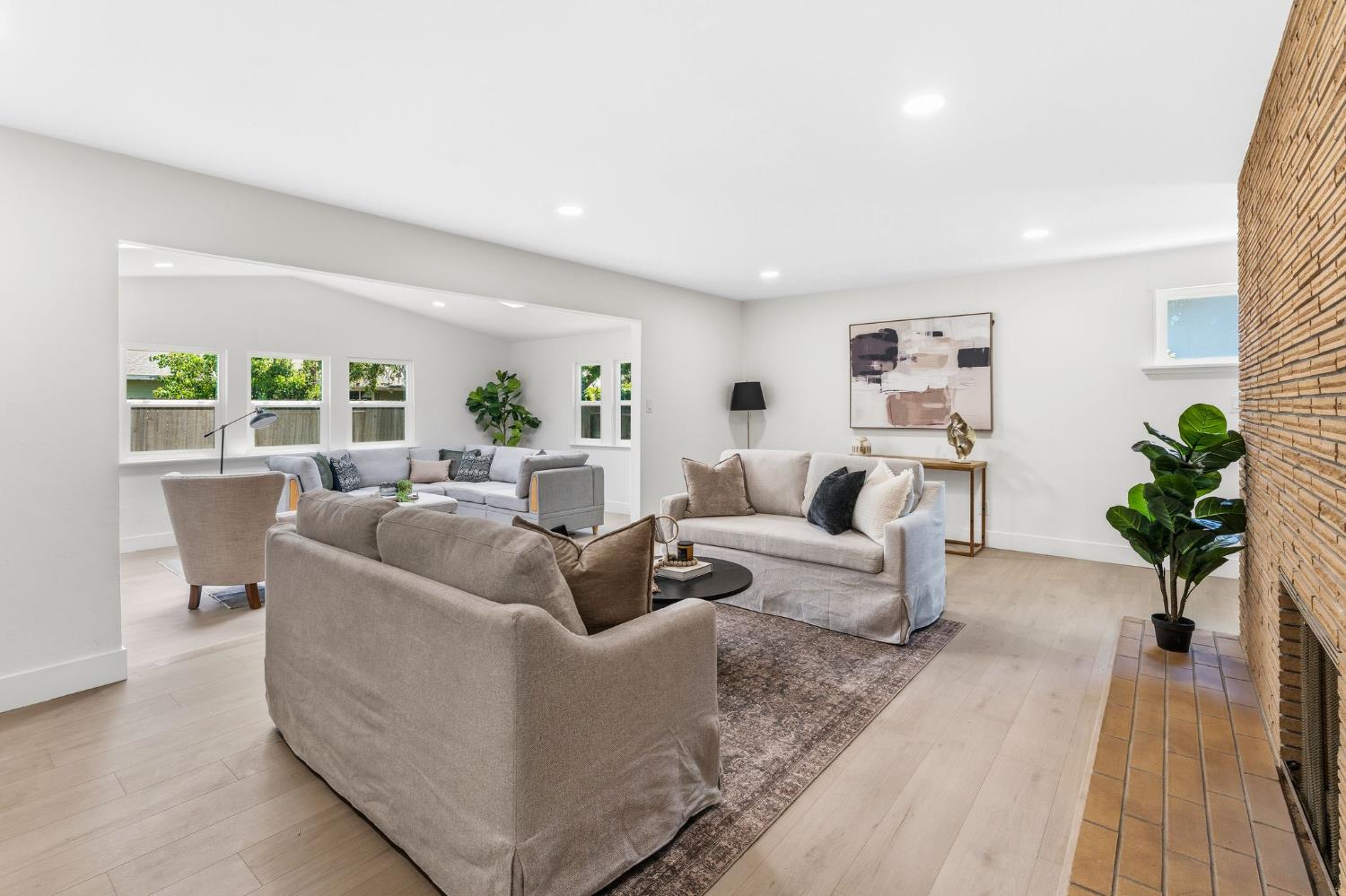 3445 Rosemont Drive