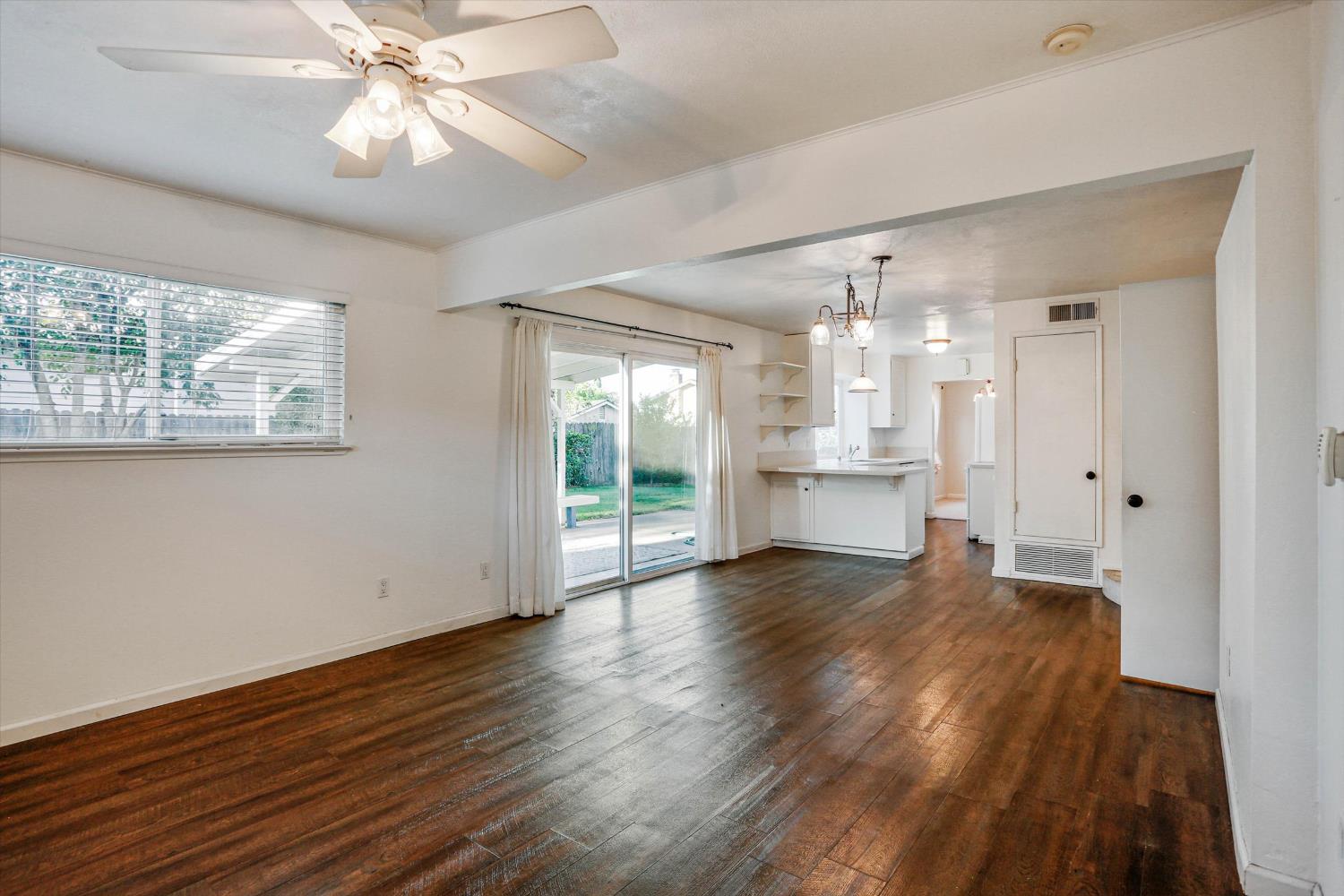 6824 Will Rogers Drive