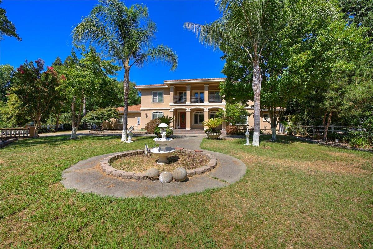 7121 Almond Avenue
