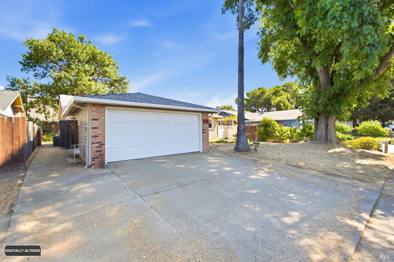 858 Studding Sail Street