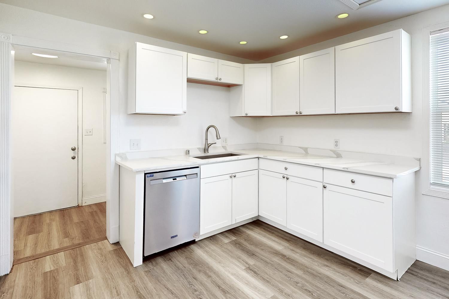 444 Teegarden Avenue