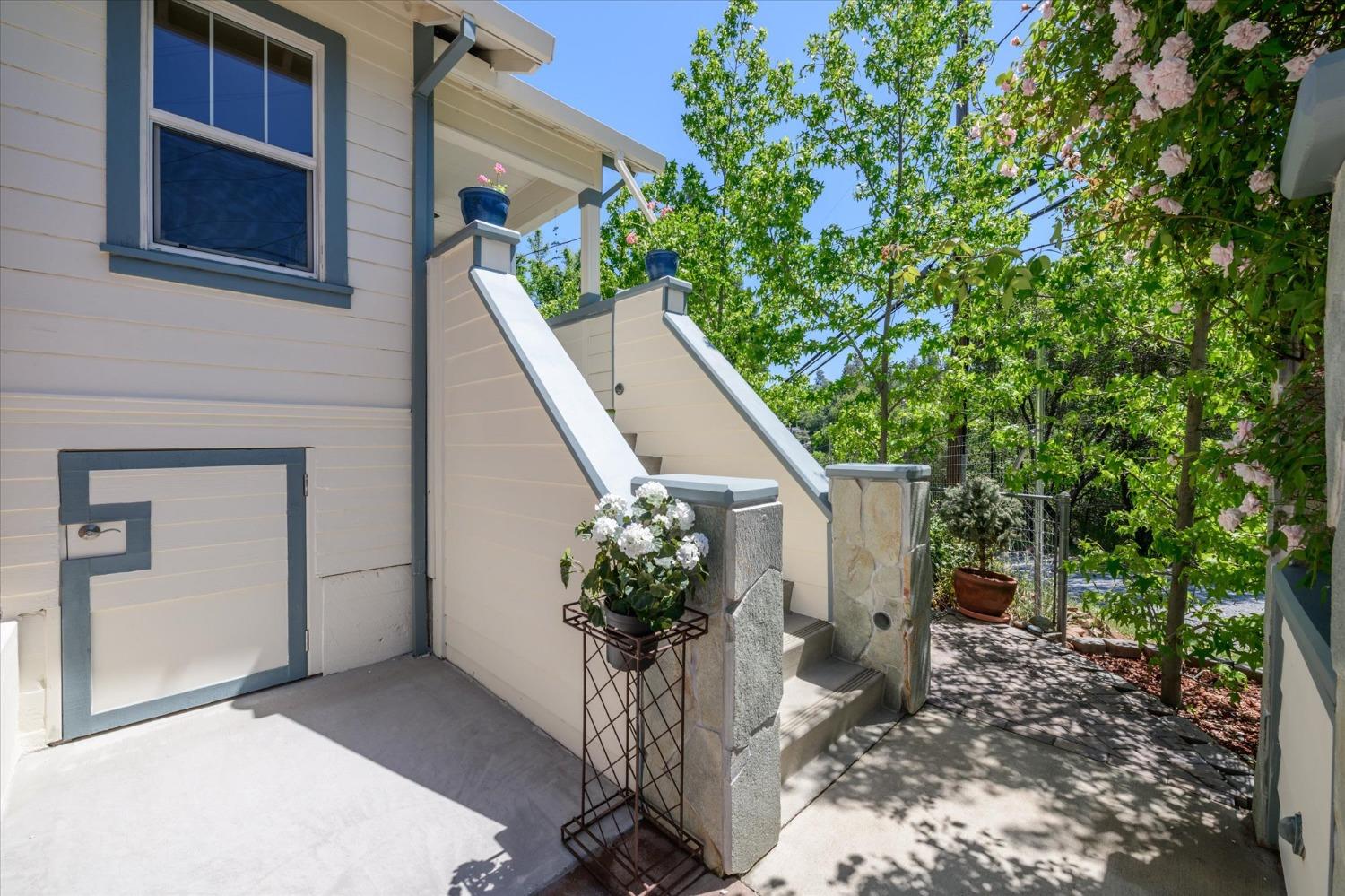691 Wentworth Court