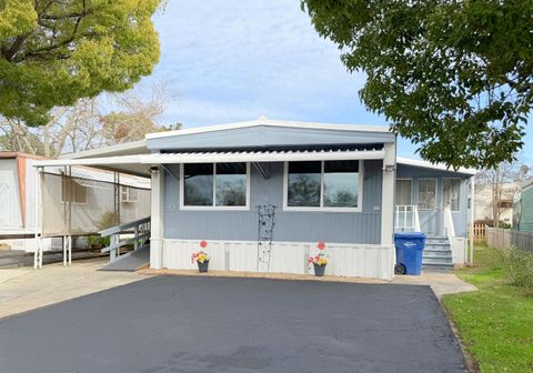 5202 Brook Park Lane Sacramento CA 95841