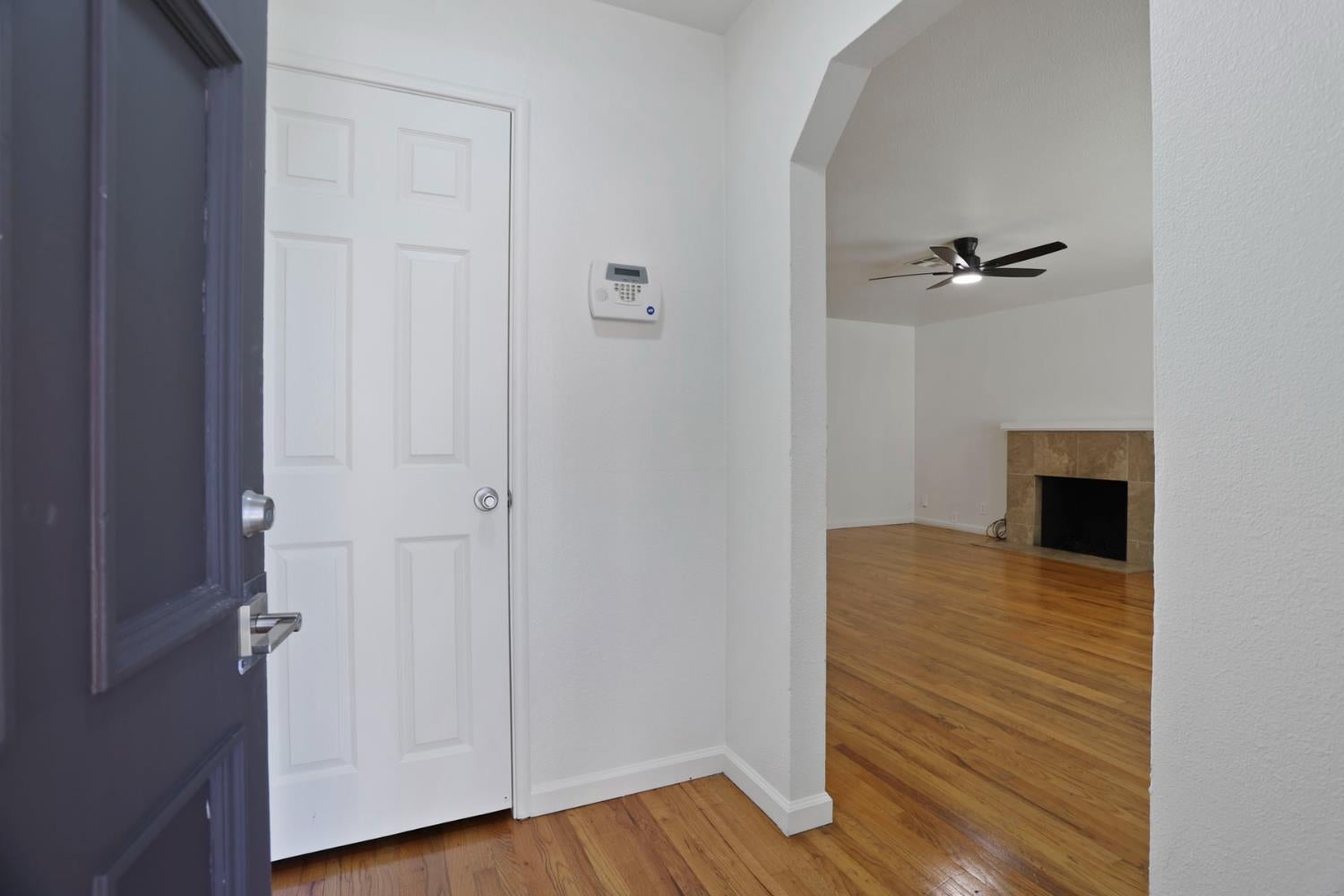 1420 W Walnut Street