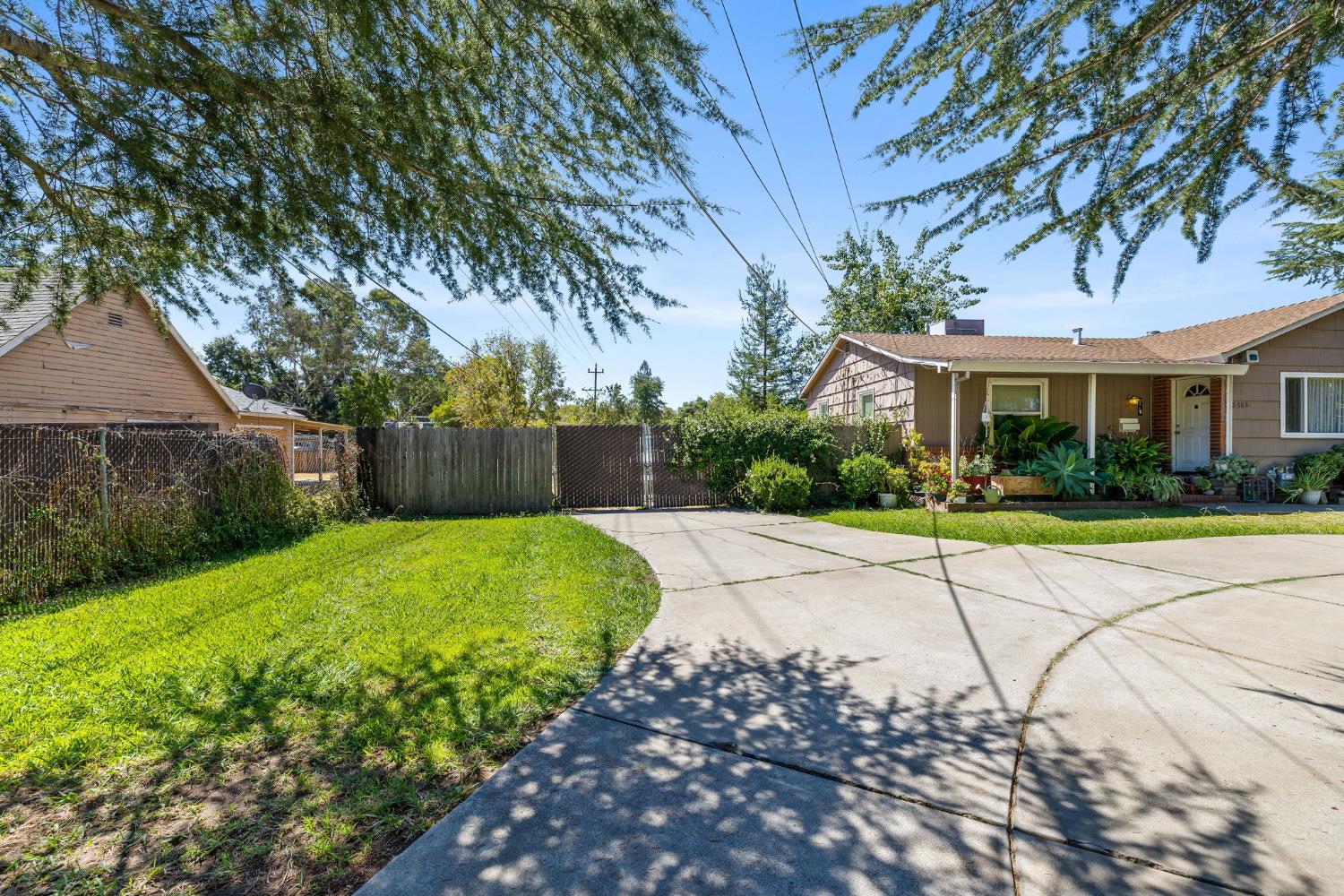 2388 Hurley Way