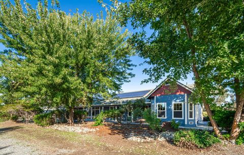 664 Perkins Road Arbuckle CA 95912