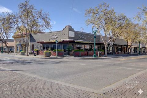 220 E Main Street Turlock CA 95380