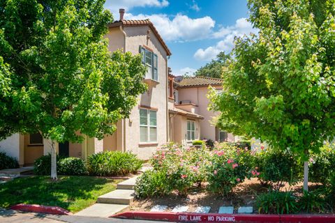 8156 Crystal Walk Circle Elk Grove CA 95758