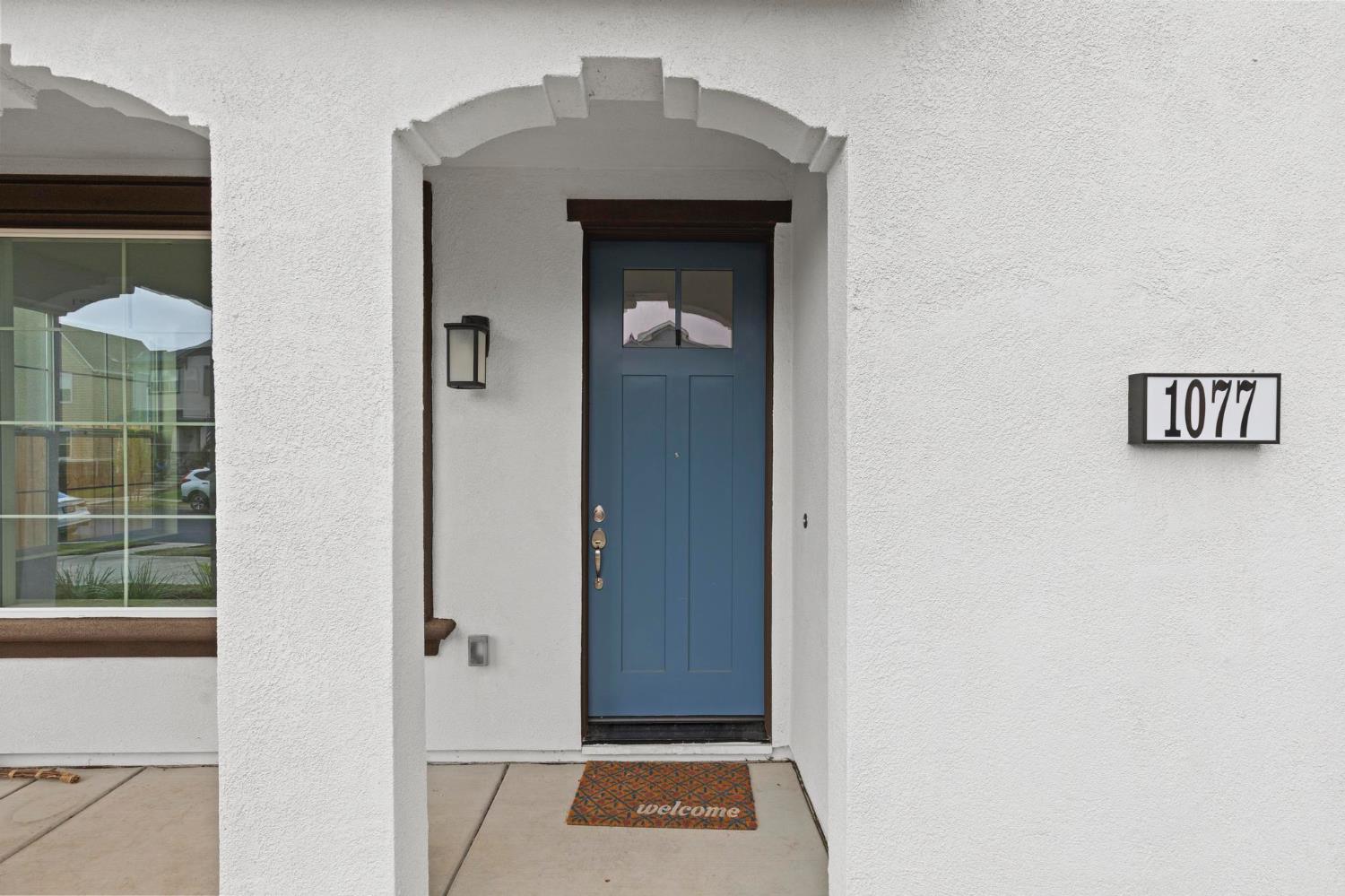1077 Martin Street
