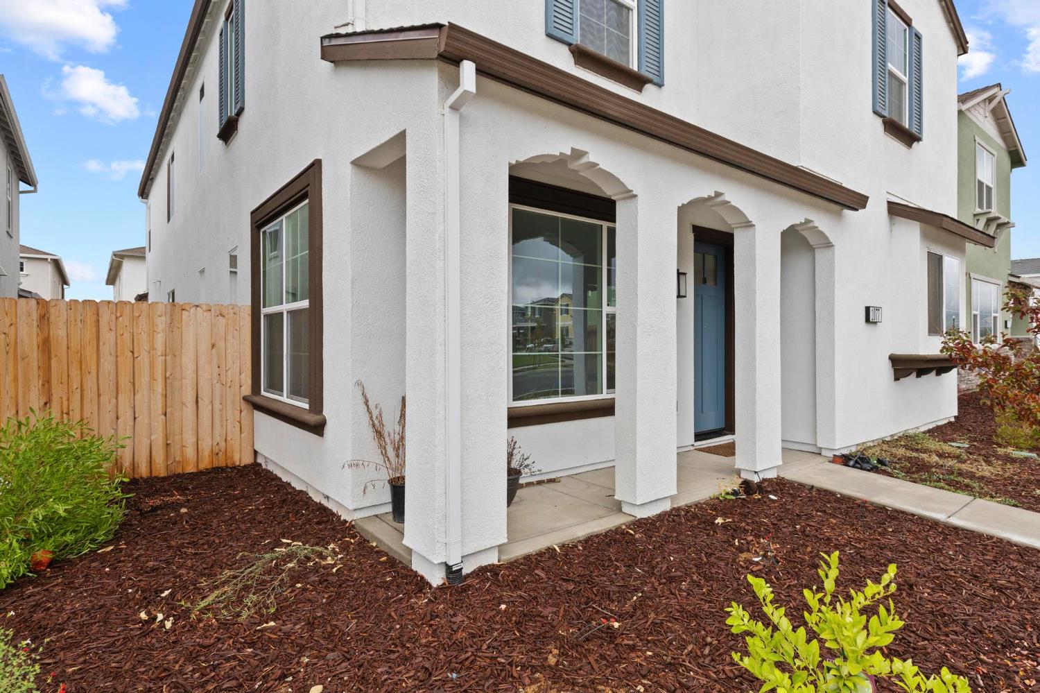 1077 Martin Street