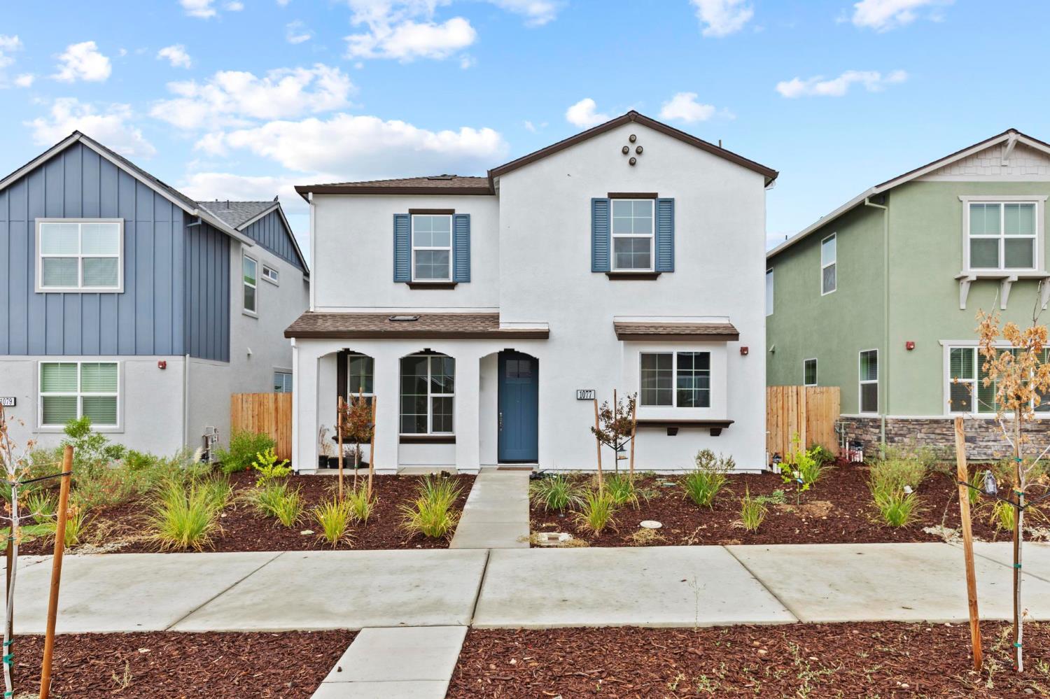 1077 Martin Street