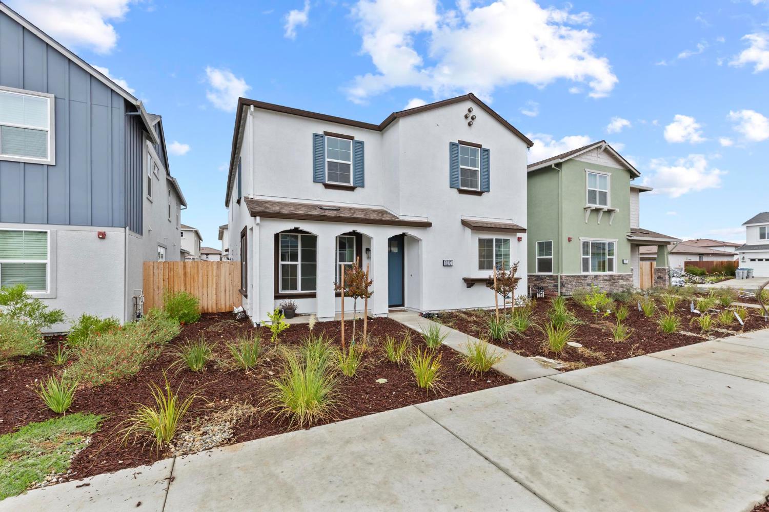 1077 Martin Street