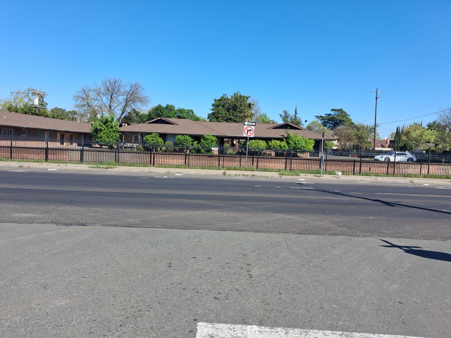 1610 N El Dorado Street