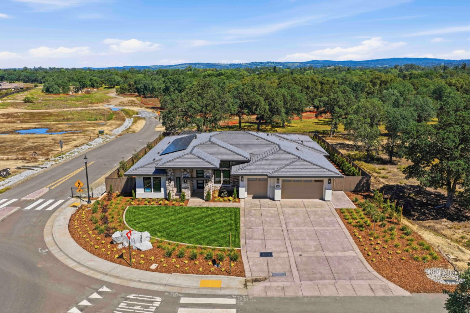 2500 Cherrywood Lane