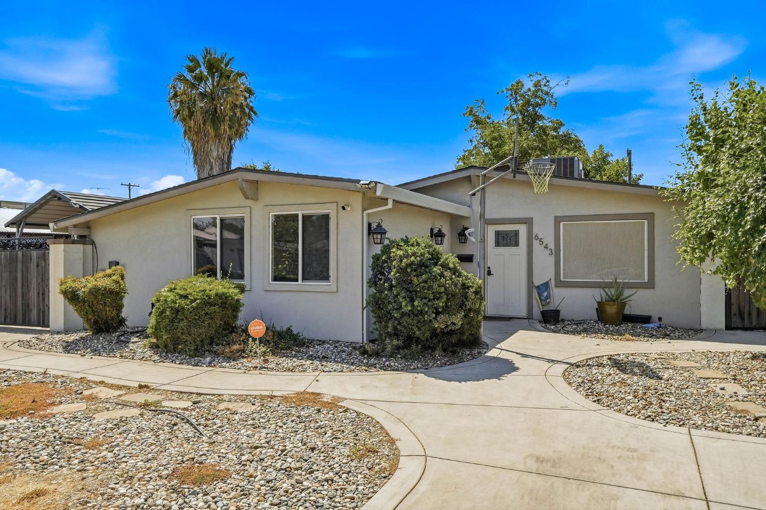 6543 Channing Drive