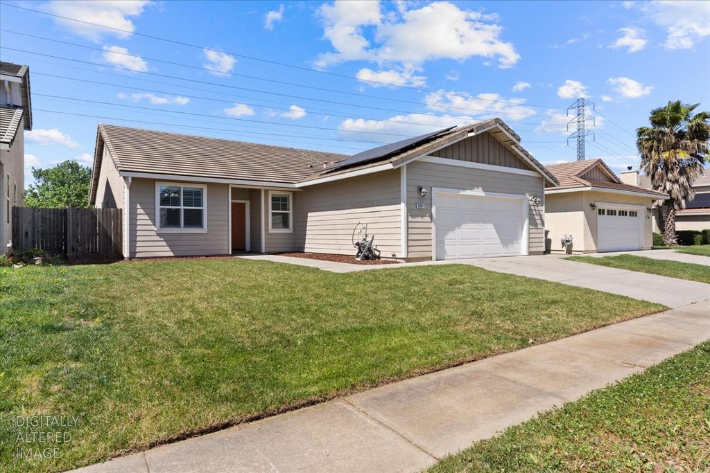 Photo of 2001 Stone Wood Loop, Marysville, CA 95901 (MLS # 226041002)