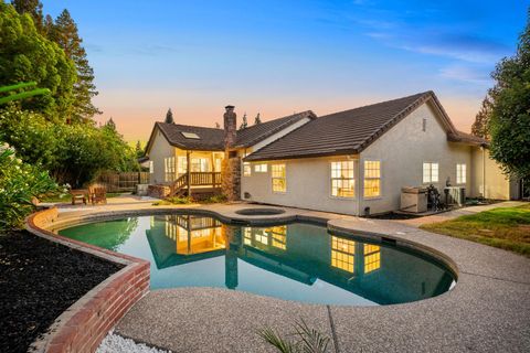 1421 Champion Oaks Drive Roseville CA 95661