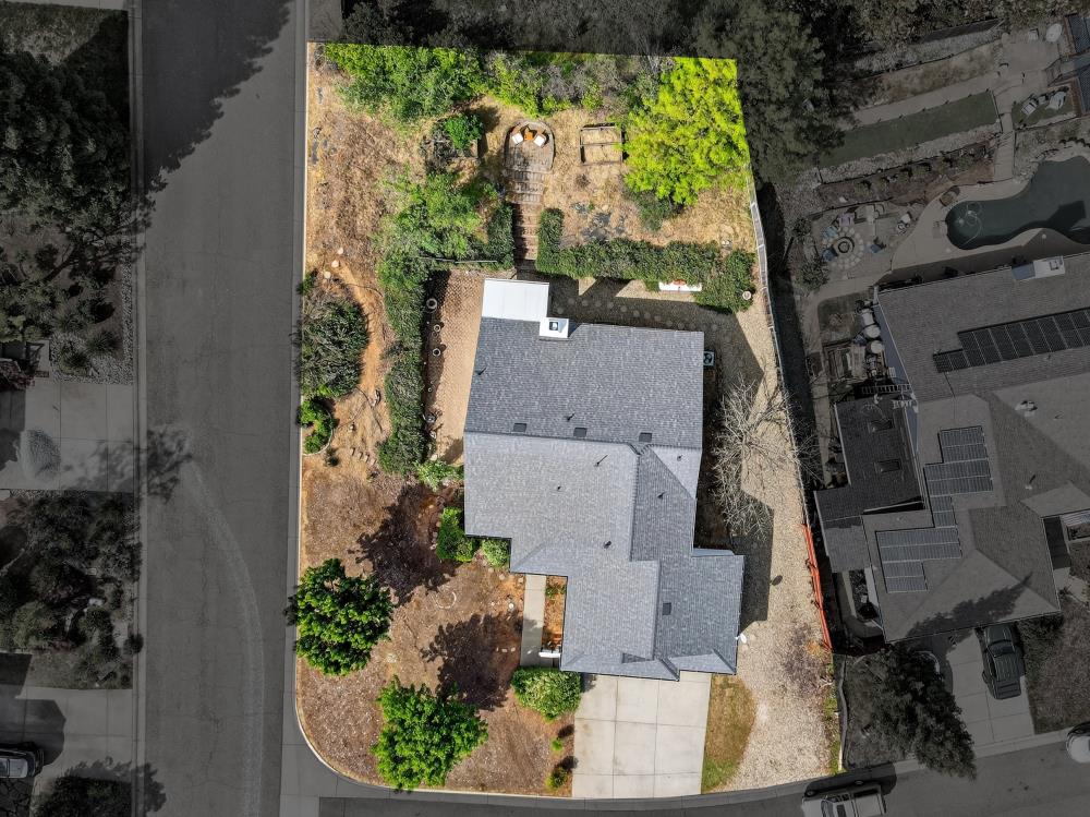 3822 Trestle Glen Court