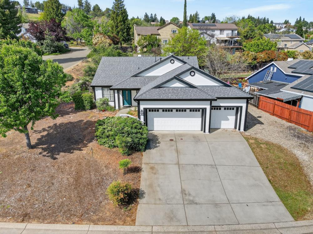 3822 Trestle Glen Court