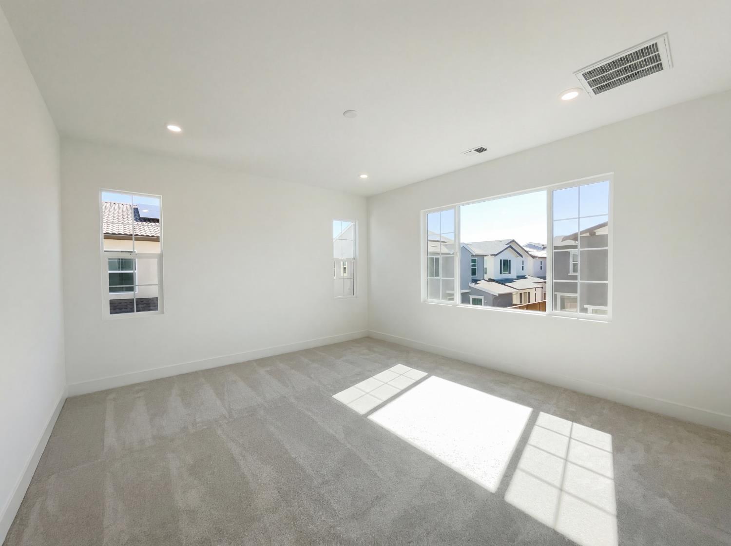 408 N Palm Springs Way