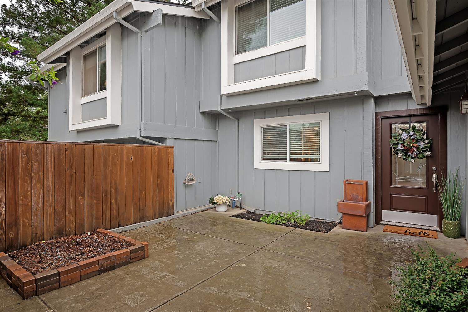 3259 Amethyst Lane