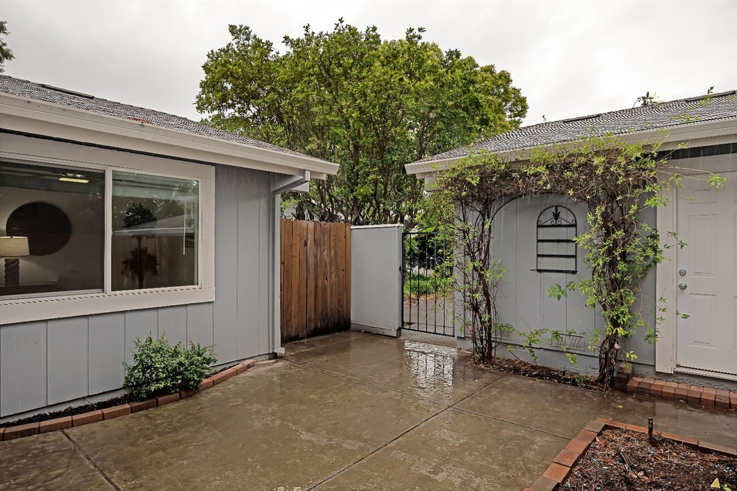 3259 Amethyst Lane