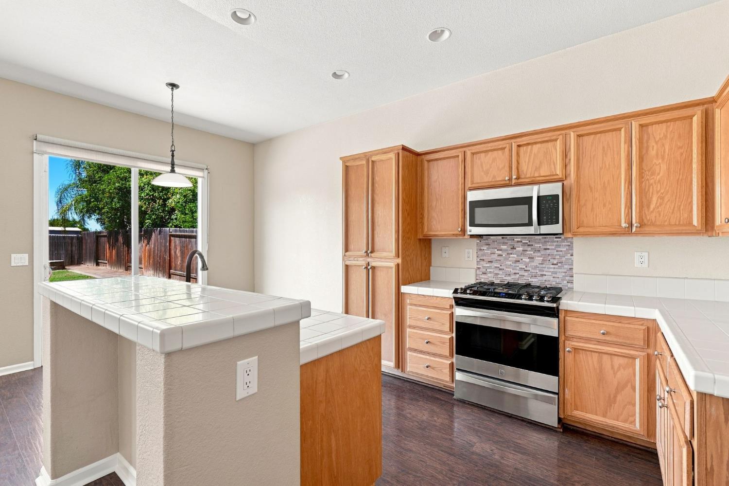 210 Ashwood Court