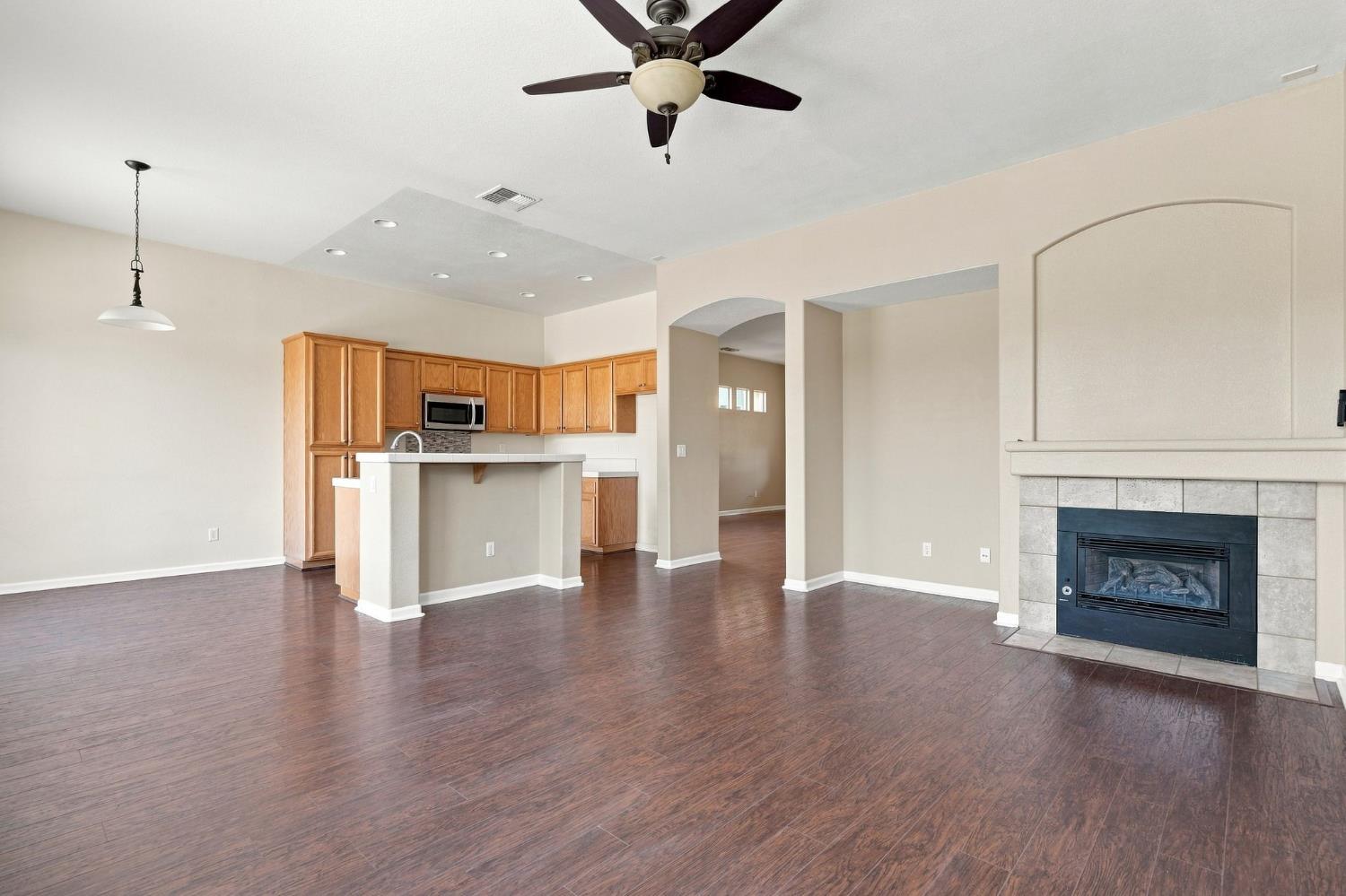 210 Ashwood Court