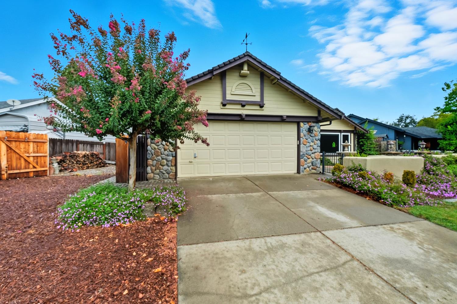 6636 Paseo Del Sol Way