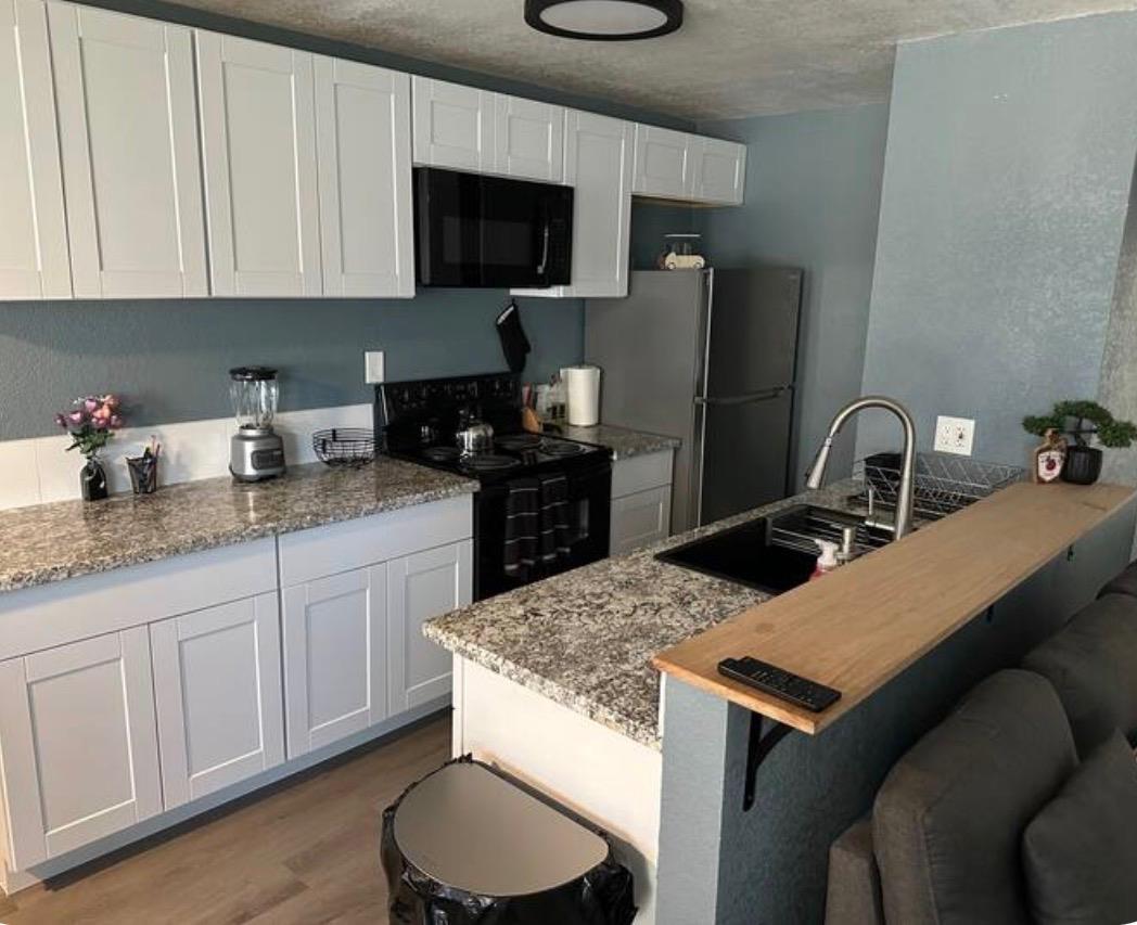 414 E Bianchi Road 2