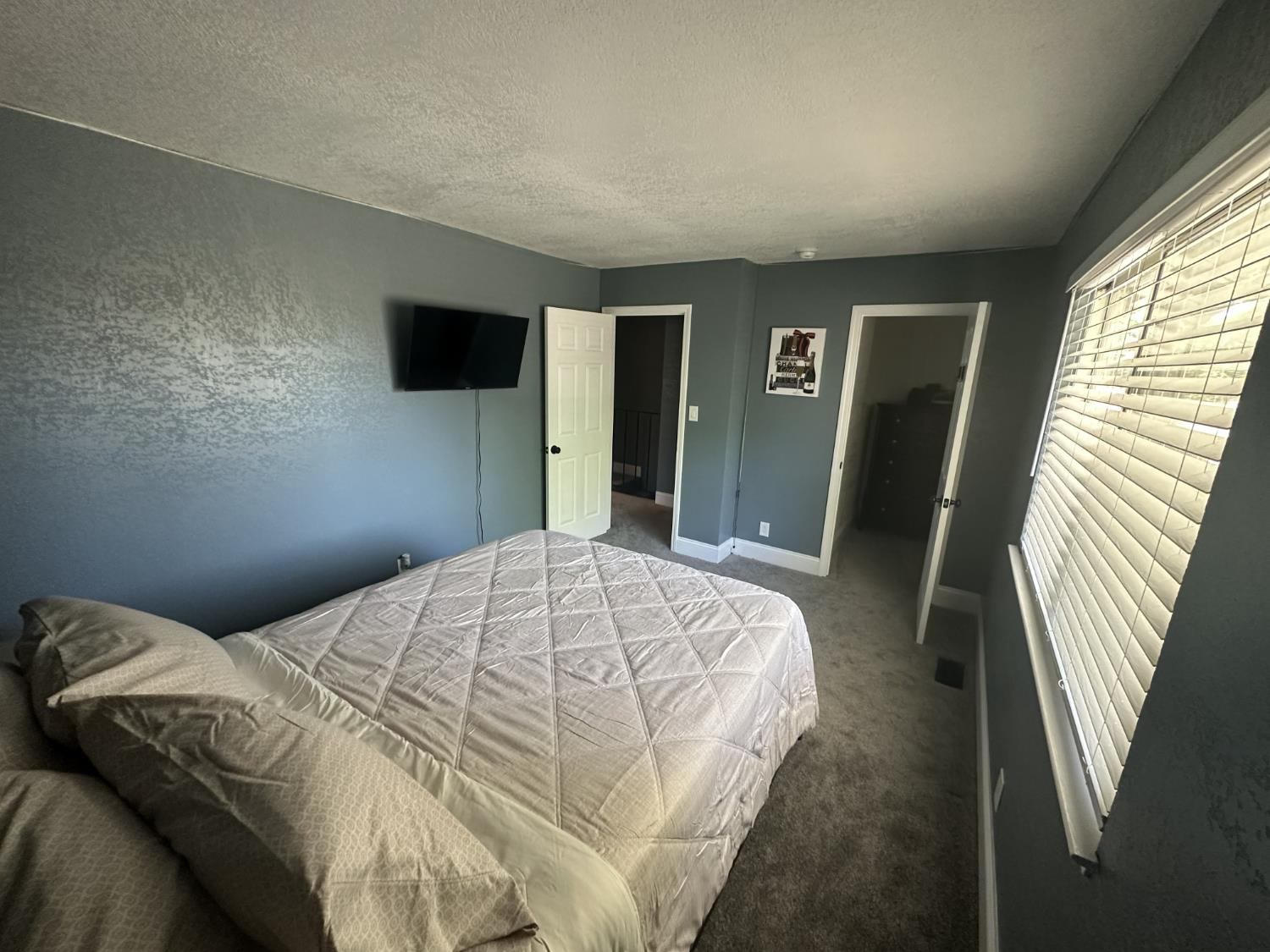 414 E Bianchi Road 2