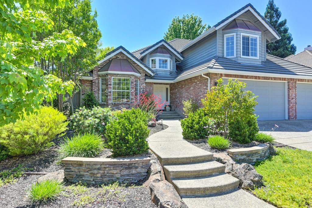 4715 Copperfield Circle
