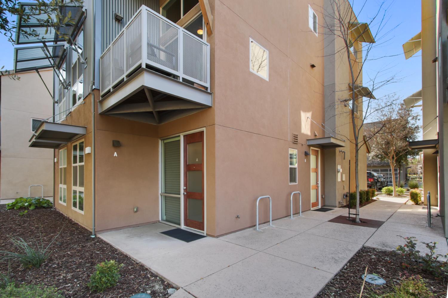 2746 5th Street