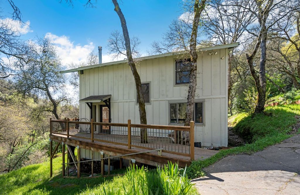 Photo of 4281 Idle Creek Drive, Shingle Springs, CA 95682 (MLS # 226024131)