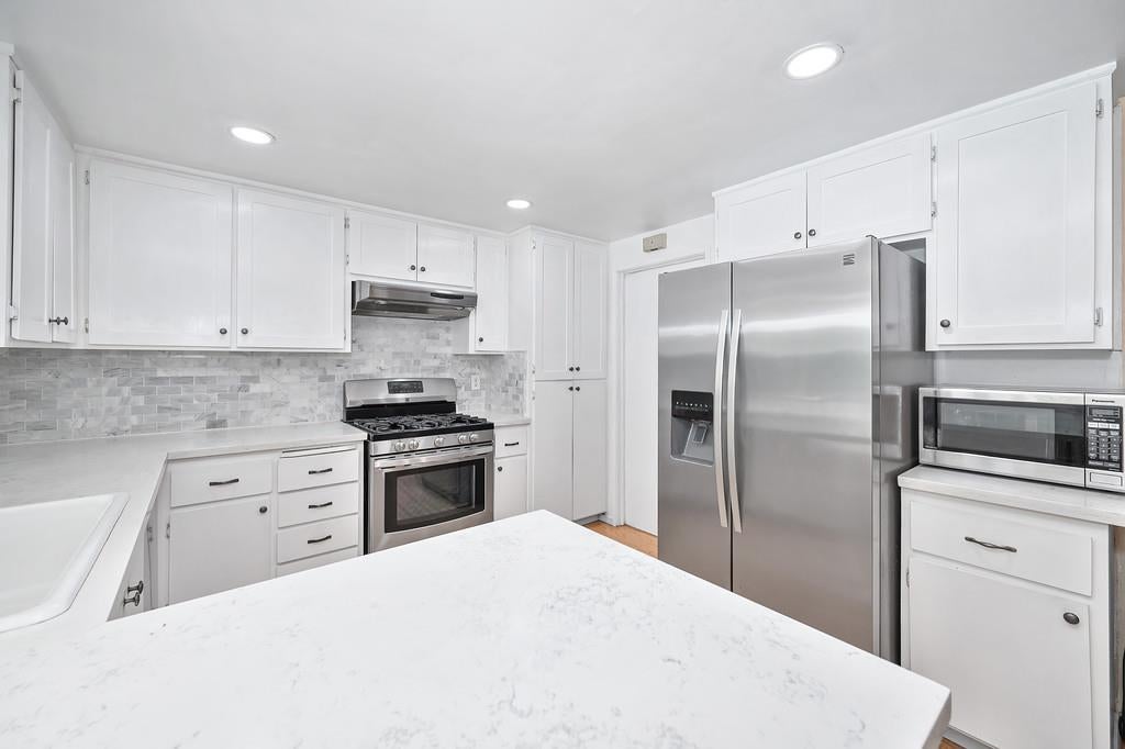 7781 Envoy Way