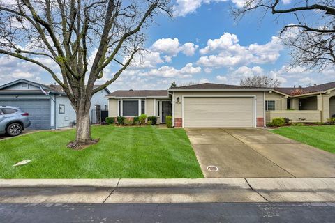 7528 Sunwest Lane Sacramento CA 95828