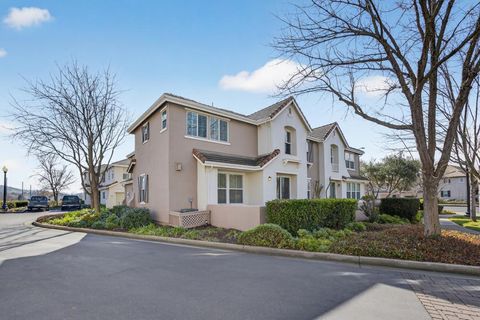 4901 Esplanade Circle Folsom CA 95630