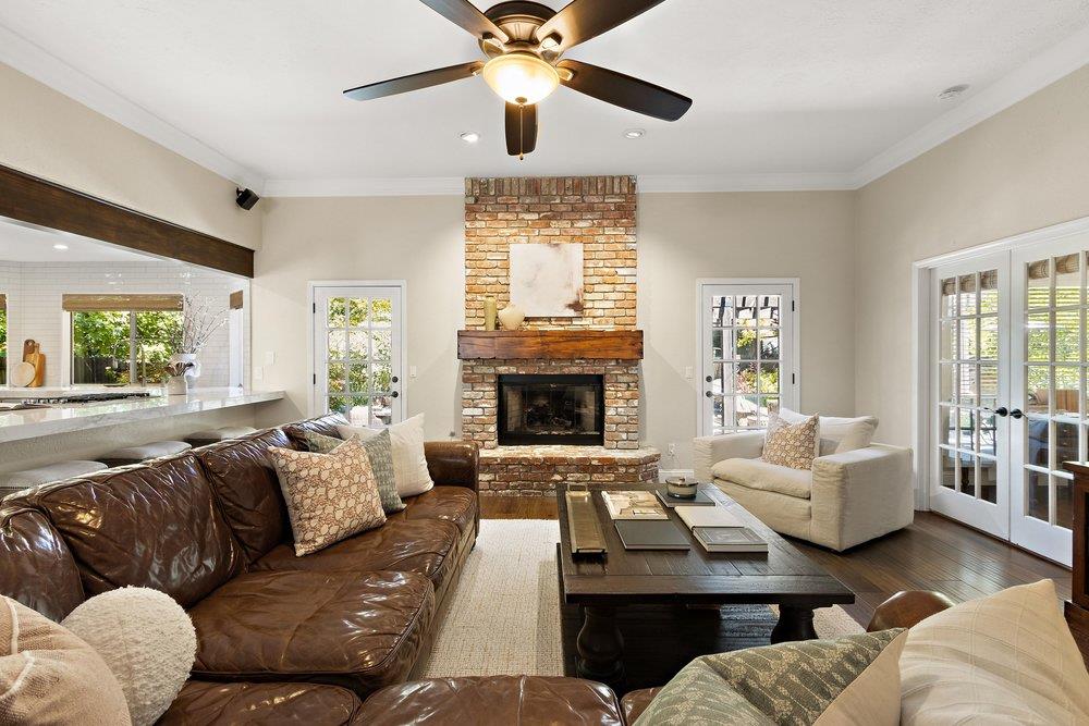 843 Shore Breeze Drive