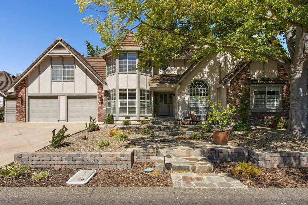 843 Shore Breeze Drive