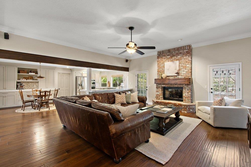 843 Shore Breeze Drive