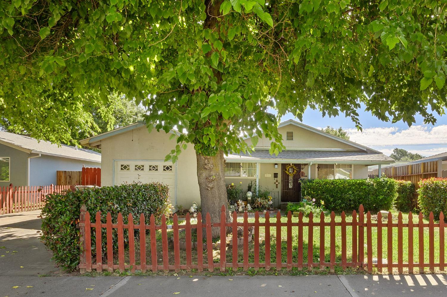 1511 6th Street