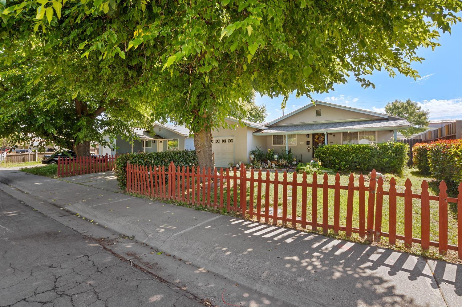1511 6th Street