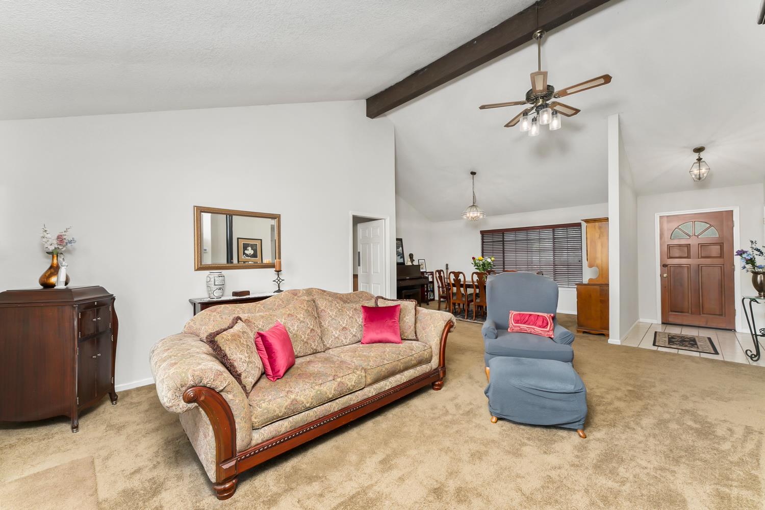 2406 Knollwood Drive