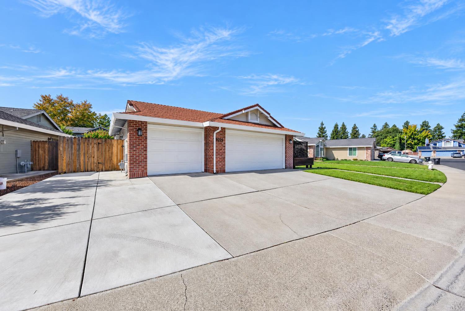 9232 Bromfield Court